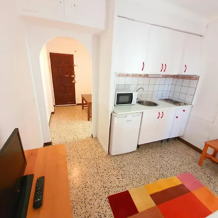 Estudio Karina Beach-4 * Empuriabrava
