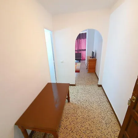 Apartment Estudio Karina Beach-4 *