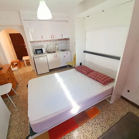 Estudio Karina Beach-4 * Empuriabrava